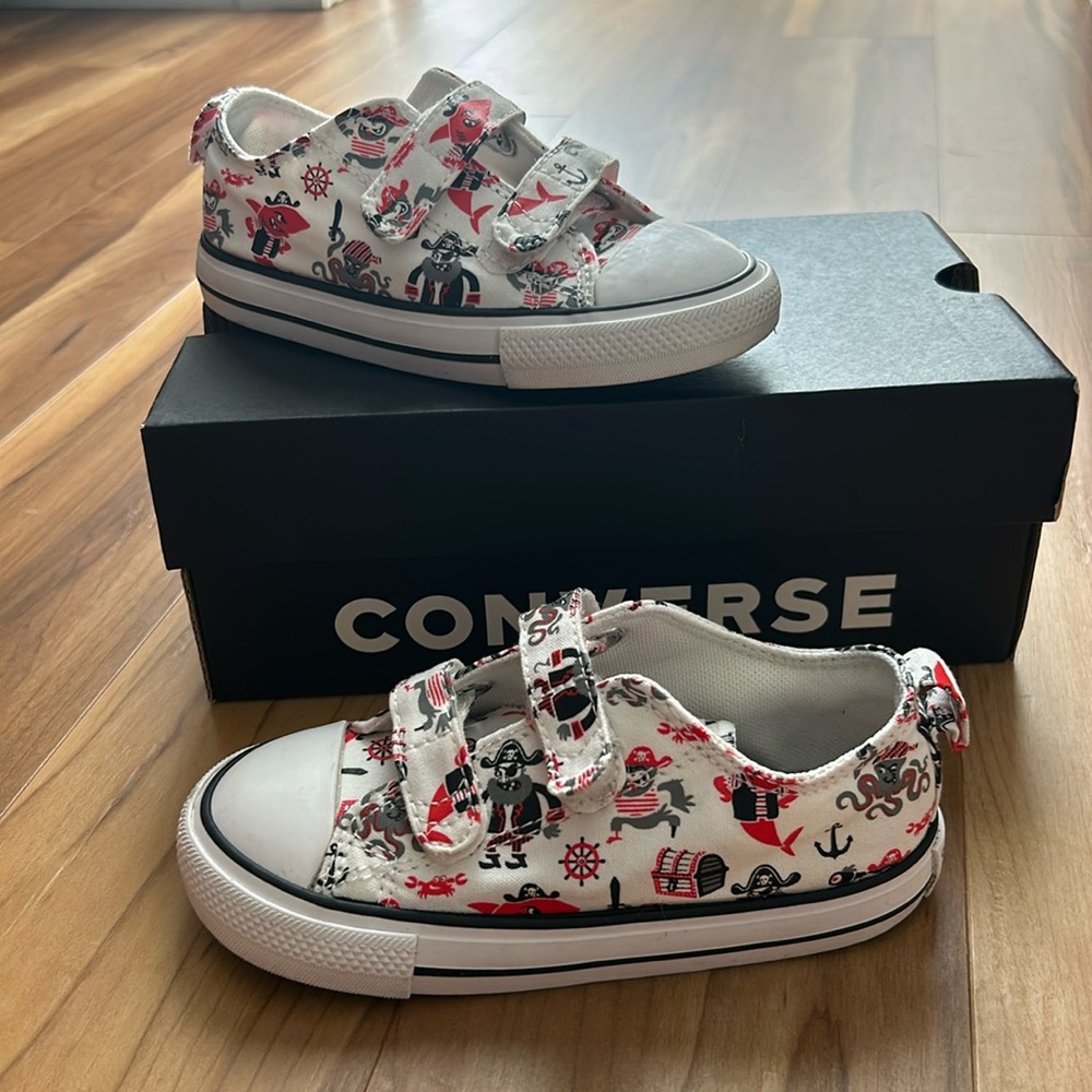 Converse Pirate themed Velcro all star lows